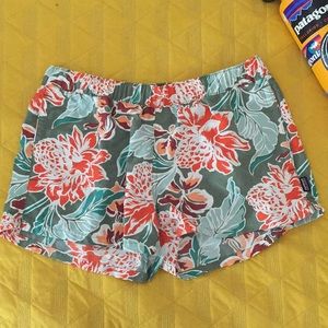 Patagonia barely baggies